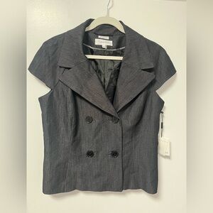 NWT Cropped blazer